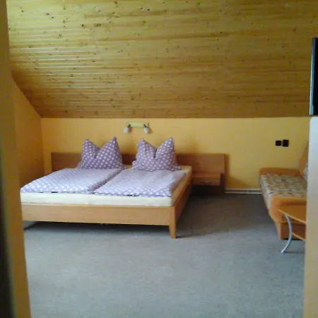 ゲストハウス Adam - マコー